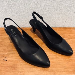 Ecco Slingback Heels Women's Sz. 6 Black Leather Shape 45 Pointy Sleek Pump